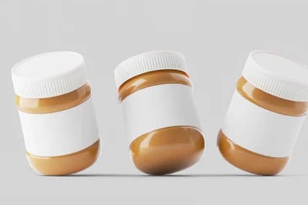 Reusable container features